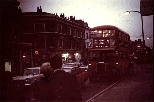 176 Elephant and Castle