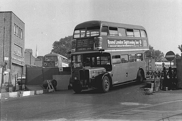 185 on temporary bridge, Greenwich.