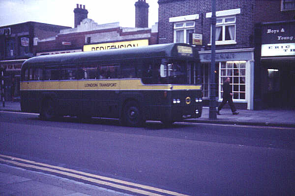 Greenline coach Bexleyheath Broadway